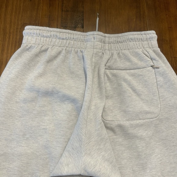 Gymshark Joggers Womens M Gray Fleece Sweatpants Drawstring Pockets Active *HOLE - Picture 7 of 16